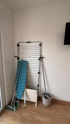 Télévision ou salle de divertissement dans l'établissement Appartement 10 personnes avec terrasse à Vallères