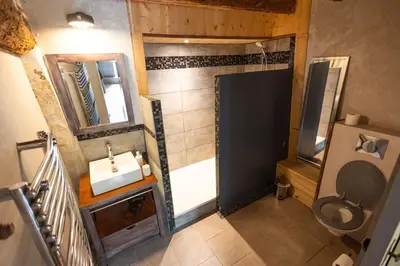 Salle de bains dans l'établissement La Parenthèse