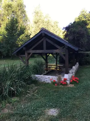 Jardin de l'établissement Le Rin de la fôret