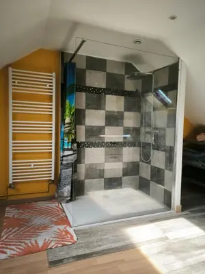 Salle de bains dans l'établissement chez jacques et cricri