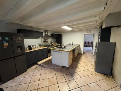 Cuisine ou kitchenette dans l'établissement Le petit cocon