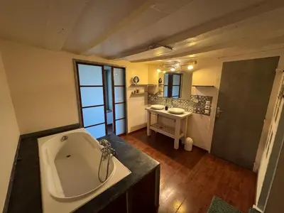 Salle de bains dans l'établissement Le petit cocon