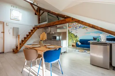 Cuisine ou kitchenette dans l'établissement Le Costa Brava - Hyper centre