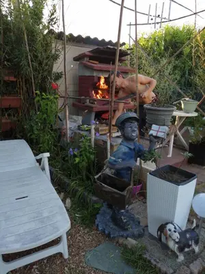 Jardin de l'établissement Maison d'hôte avec jardin