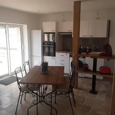 Cottage 10 minutes from Chinon