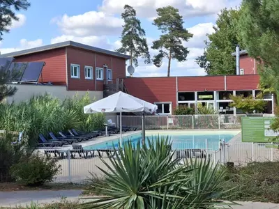 Piscine de l'établissement Cottage Rembrandt ou située à proximité