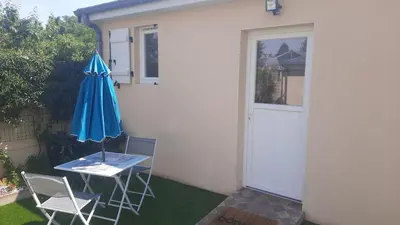Plan de l'établissement Petit studio independant très proche 24h et parc des expositions