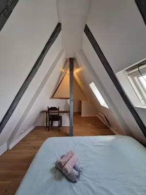 Plan de l'établissement L'Atelier - Triplex Cité Plantagenêt - 4 à 6 pers
