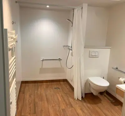 Salle de bains dans l'établissement Zenao Appart'hôtels Tours