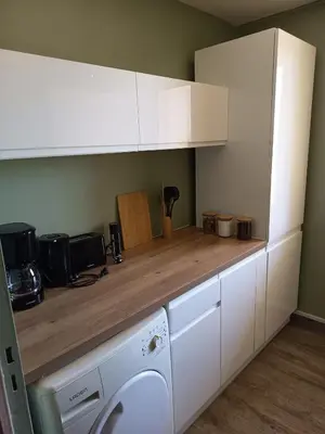 Cuisine ou kitchenette dans l'établissement Grand appartement T2 cosy 4 personnes Proche Tours Centre