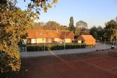 Tennis ou squash au sein de la maison de vacances ou à proximité