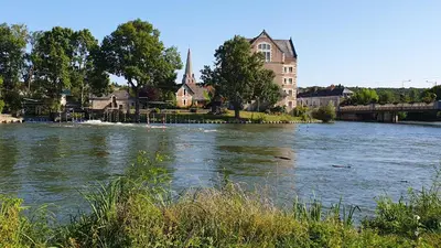 Vue sur la rivière ou le fleuve situé(e) à proximité de la maison de vacances