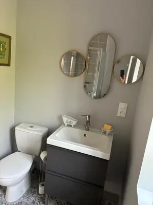 Salle de bains dans l'établissement La Maison du Clocher