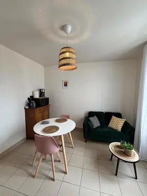 Coin salon dans l'établissement Appartement 2 pièces