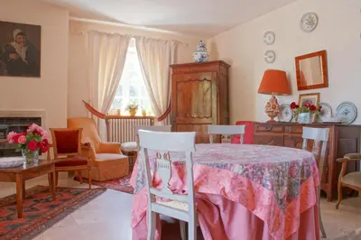 Coin salon dans l'établissement la MAISON de FRAMBOISE
