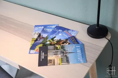 Plan de l'établissement Le Mirabeau - Gare à 100m - Wifi - Bureau - 2 V