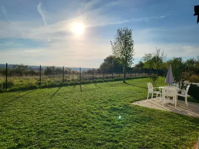 Jardin de l'établissement Havre de paix à Azay-le-Rideau - piscine chauffée