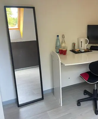 Plan de l'établissement Chambres dans maison avec piscine toboggan aquatique et spa
