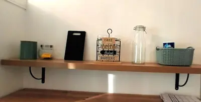 Plateau bouilloire dans l'établissement Le Joli Vert - T2 - Cosy - Wifi - TV - Lave-linge
