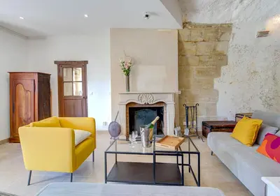 Coin salon dans l'établissement Maison semi-troglodyte entre Loire et châteaux
