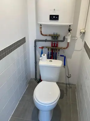 Salle de bains dans l'établissement Maison en RDC an Campagne bucolique