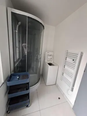 Salle de bains dans l'établissement Quiet apartment Chamaillard 2