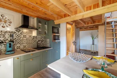 Cuisine ou kitchenette dans l'établissement Gite de la Ferme du Château 2 - Studio Climatisé