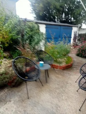Jardin de l'établissement Chambre pour une personne chez l'habitant