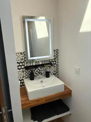 Salle de bains dans l'établissement Appartement vue Loire