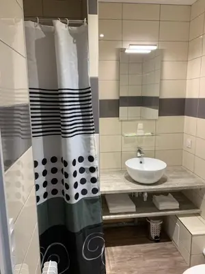 Salle de bains dans l'établissement Le Relais Du Velors