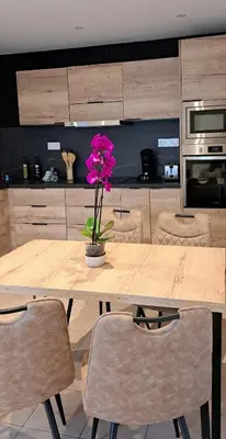 Cuisine ou kitchenette dans l'établissement L'Instant Loire