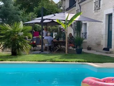 Piscine de l'établissement Gite L'Atout de France ou située à proximité