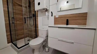 Salle de bains dans l'établissement Les Clés Du Clocher