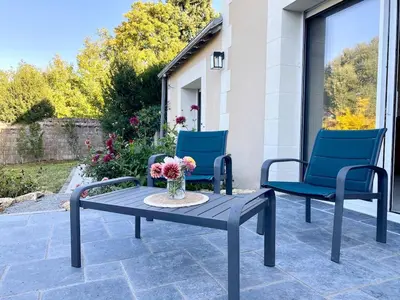 Jardin de l'établissement La Parenthèse des Guillonnières Gîte 4 à 6 personnes