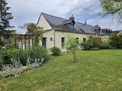 Jardin de l'établissement Gîte de charme avec jardin clos et animaux acceptés - FR-1-381-640