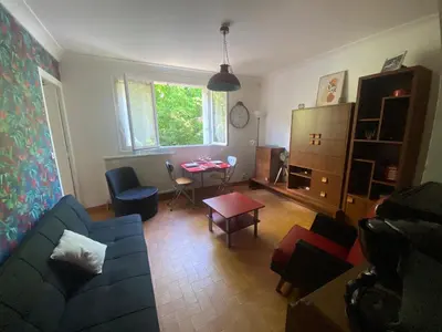 Coin salon dans l'établissement Joli F2