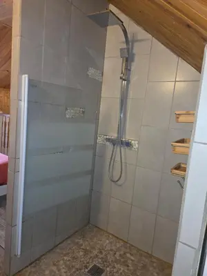 Salle de bains dans l'établissement La mare aux canards