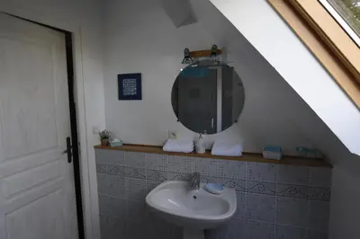 Salle de bains dans l'établissement Domaine de la chapelle - Ch d'hote