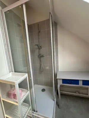 Salle de bains dans l'établissement Studio Bd Béranger centre de Tours