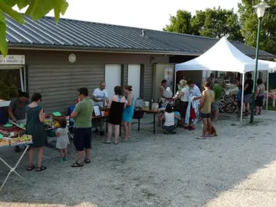 Clients de l'établissement Chalet avec terrasse - 4 pers. - API-1-52-1003