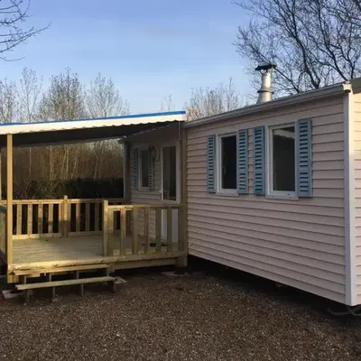 Mobil-home confortable avec terrasse - API-1-52-1100