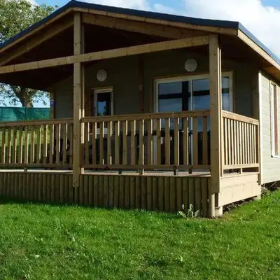 Chalet confortable avec terrasse - 6 pers. - API-1-52-1110
