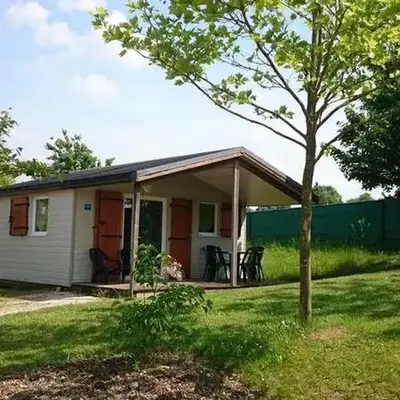 Chalet Charmant pour 4 avec Terrasse - API-1-52-1133