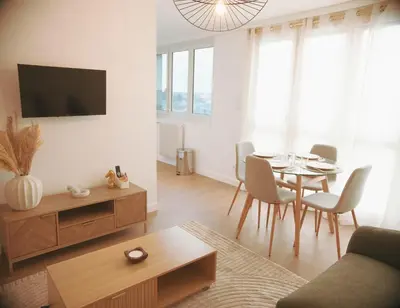 Télévision ou salle de divertissement dans l'établissement Appartement cosy avec vue dégagée, Centre du Mans