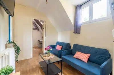 Coin salon dans l'établissement Grande Villa face à la Loire SPA 20 pers