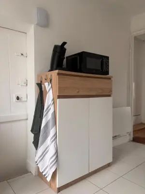 Cuisine ou kitchenette dans l'établissement Appartement calme en centre ville