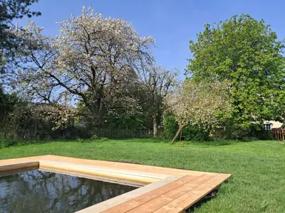Jardin de l'établissement Eco-gîte du Four à pain