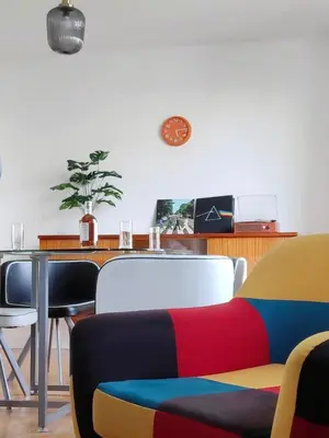 Coin salon dans l'établissement Le Mans Vintage