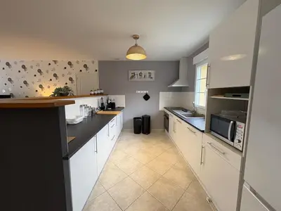 Cuisine ou kitchenette dans l'établissement Les Rives Cosson, Cheverny-Chambord-Zoo de Beauval - WIFI - 3 chambres, 4 lits, 1 sdb