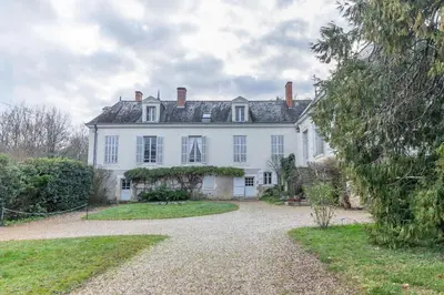 Jardin de l'établissement Domaine XVIIIe avec piscine & parc
